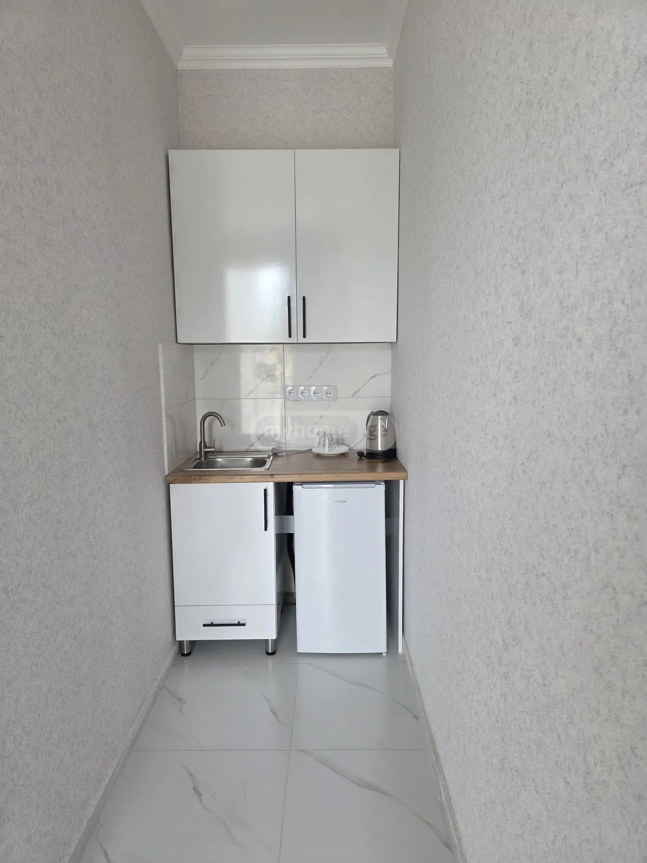 2 Room Apartment Daily Rent In Gori view 7