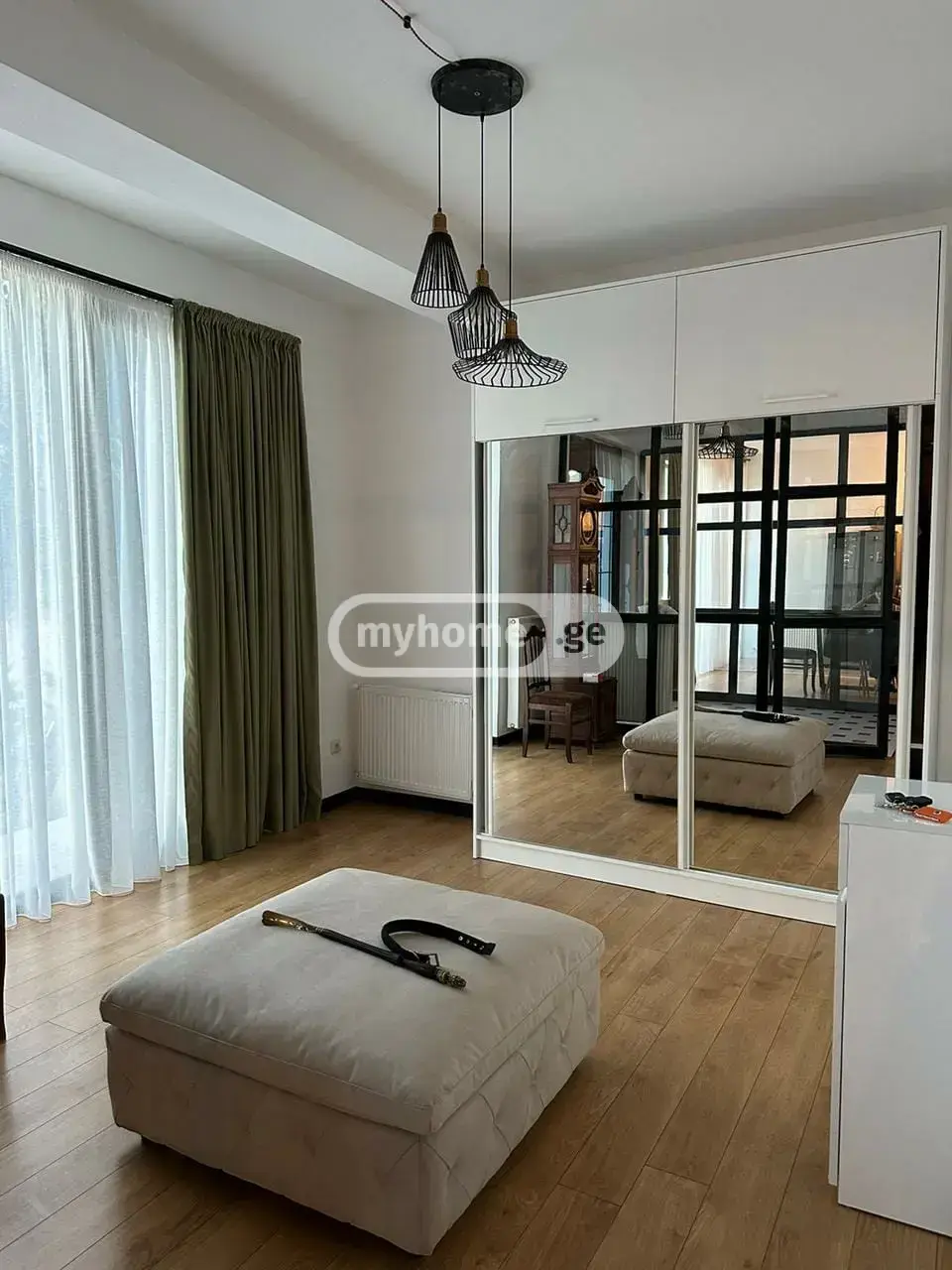 6 Room Private House For Rent In Sololaki view 9