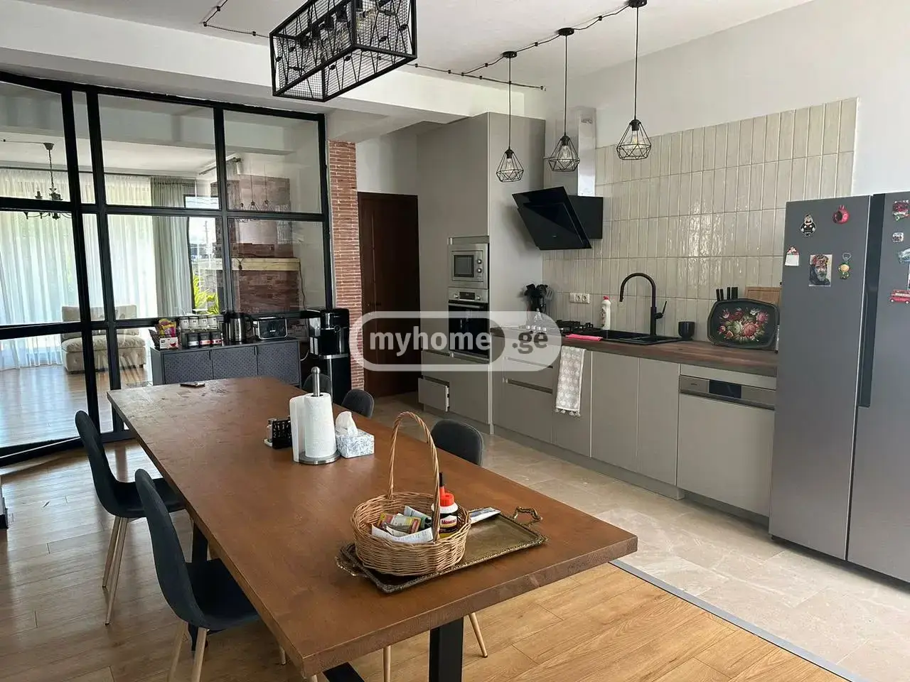 6 Room Private House For Rent In Sololaki view 14