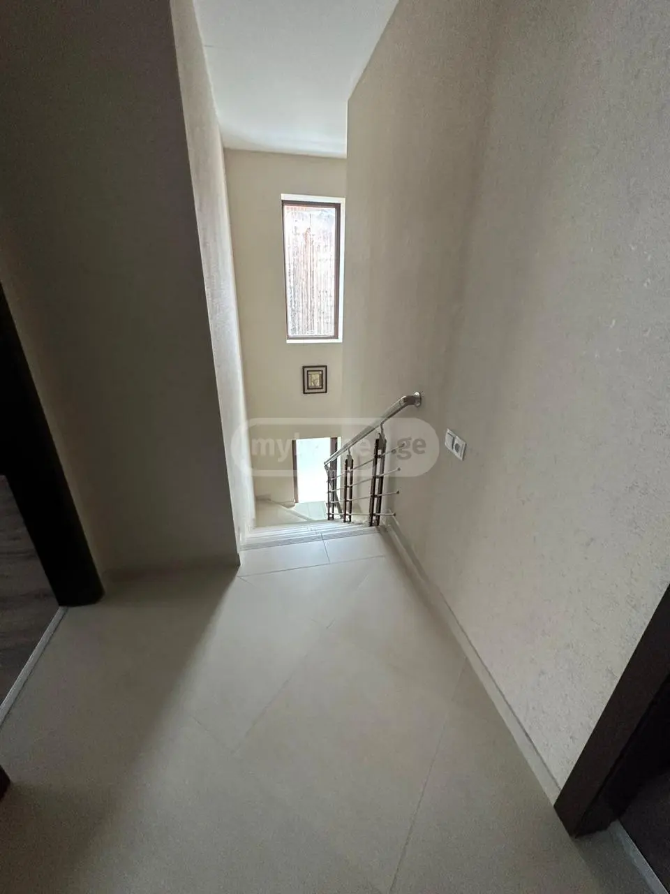 5 Room Country House For Sale view 2