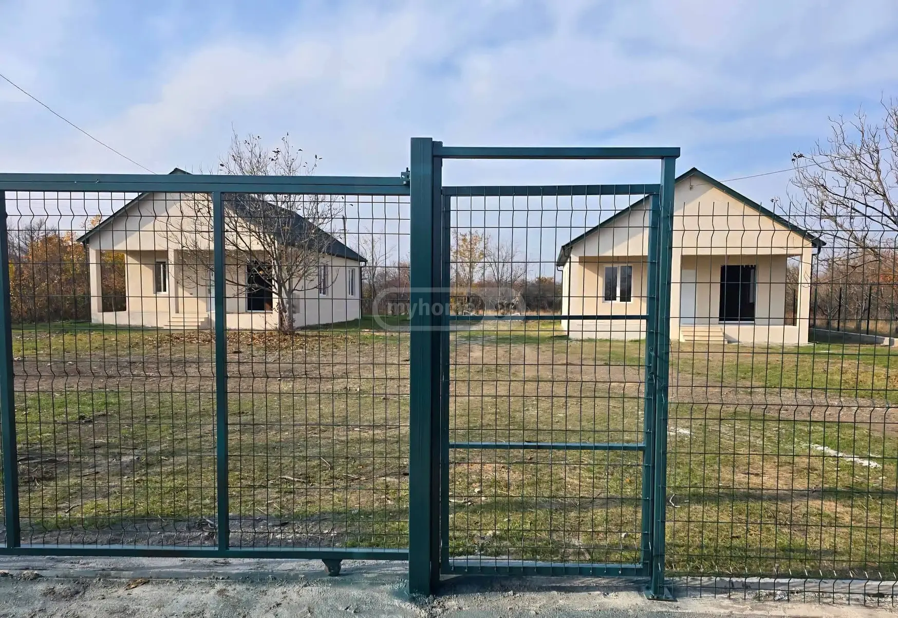 4 Room Private House For Sale view 8