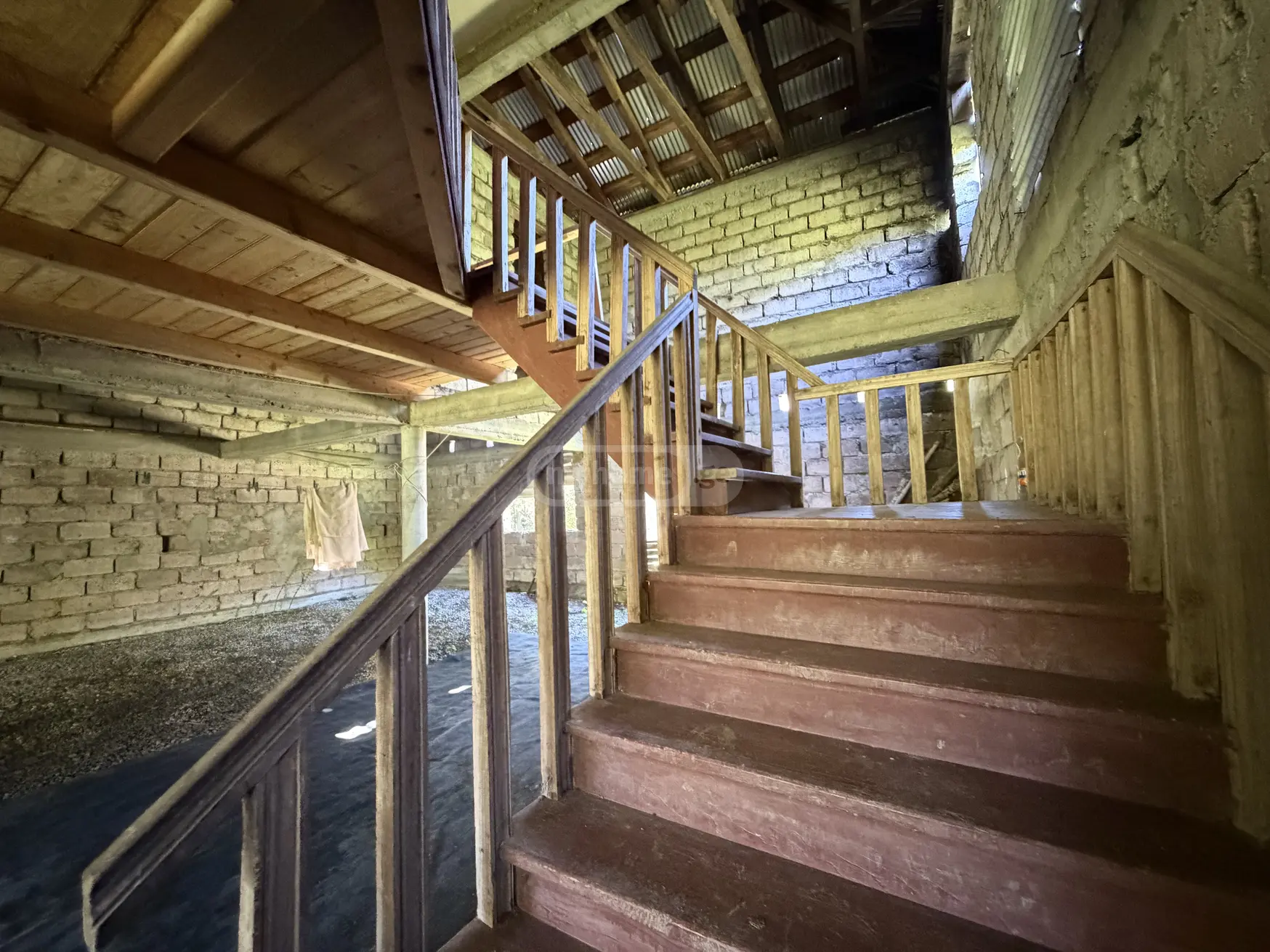 4 Room Private House For Sale view 2