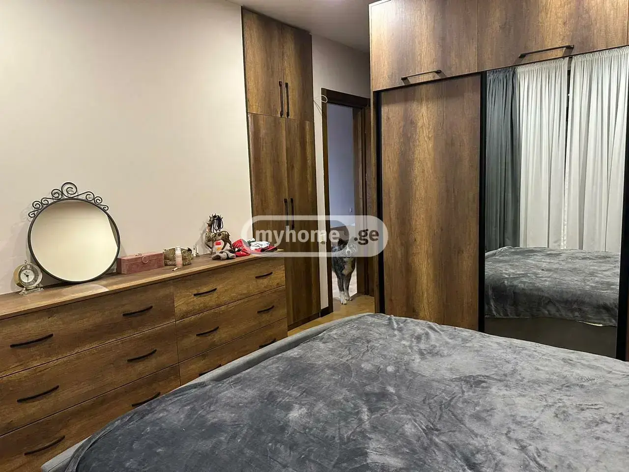 6 Room Private House For Rent In Sololaki view 8