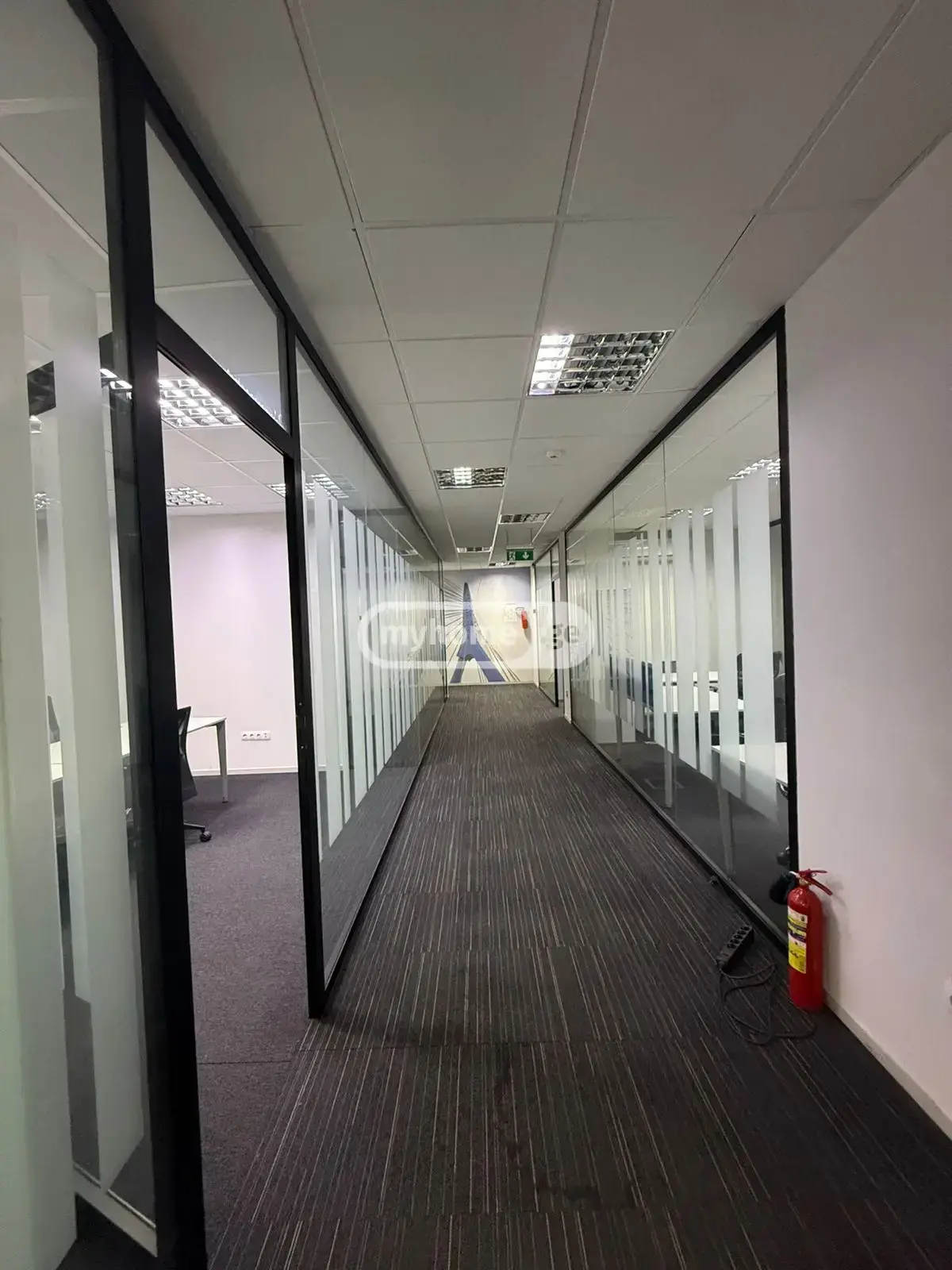 Office Commercial Area For Rent In Vera view 3