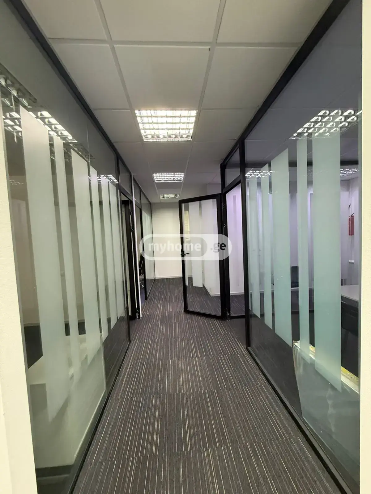 Office Commercial Area For Rent In Vera view 8