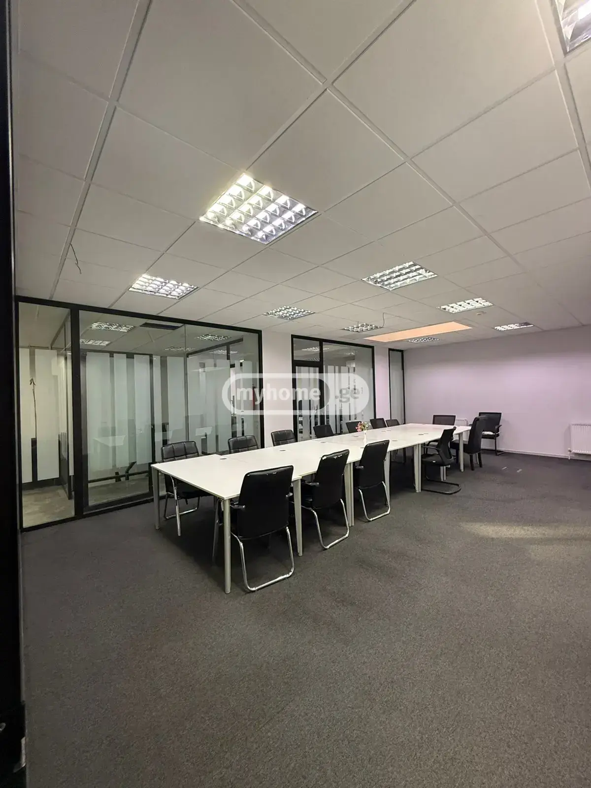 Office Commercial Area For Rent In Vera view 4