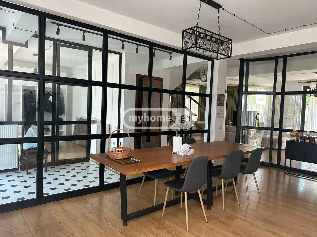 6 Room Private House For Rent In Sololaki view 10