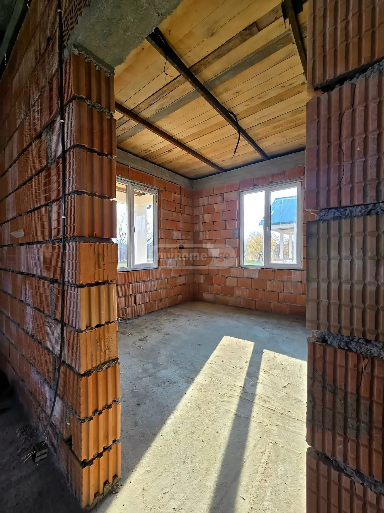 4 Room Private House For Sale view 1