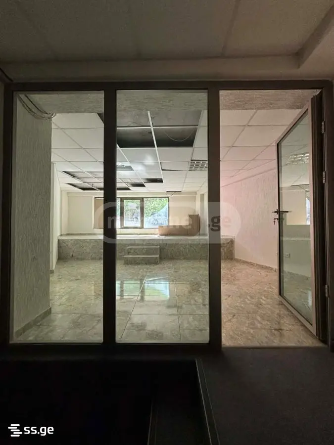 Office Commercial Area For Rent In Mtatsminda view 10