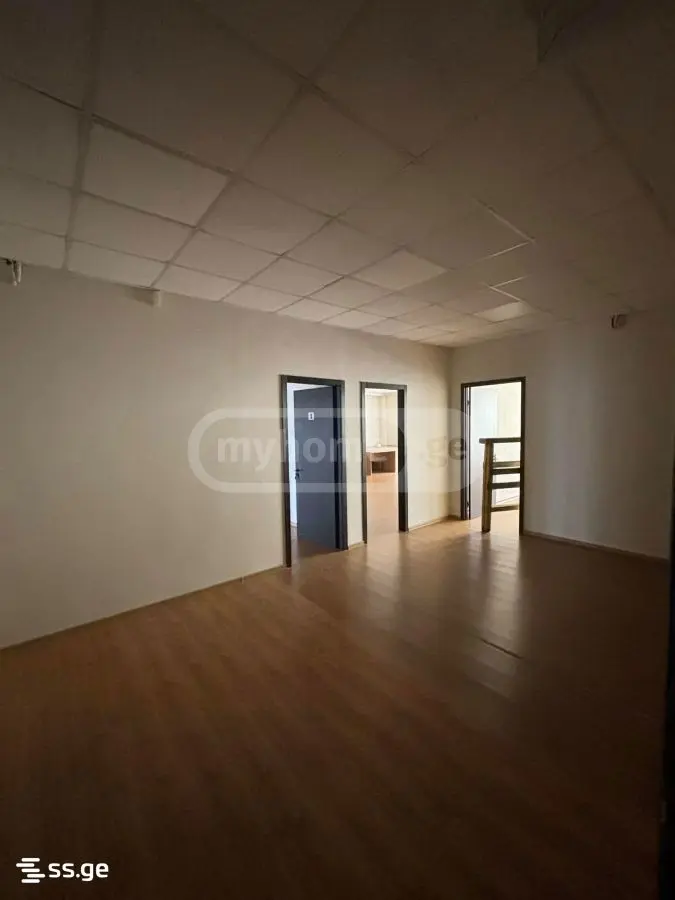 Office Commercial Area For Rent In Mtatsminda view 5