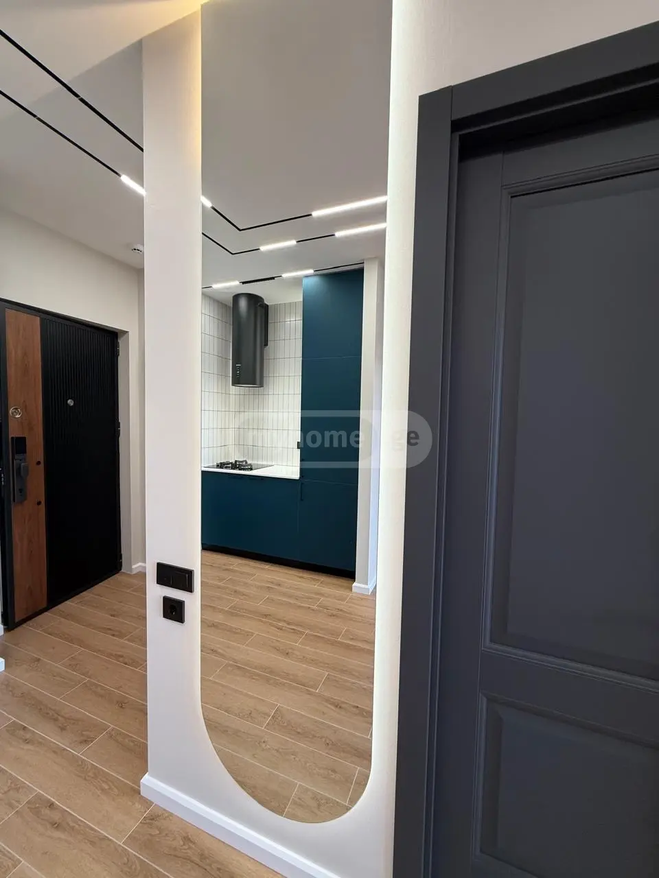 2 Room Apartment For Sale view 8