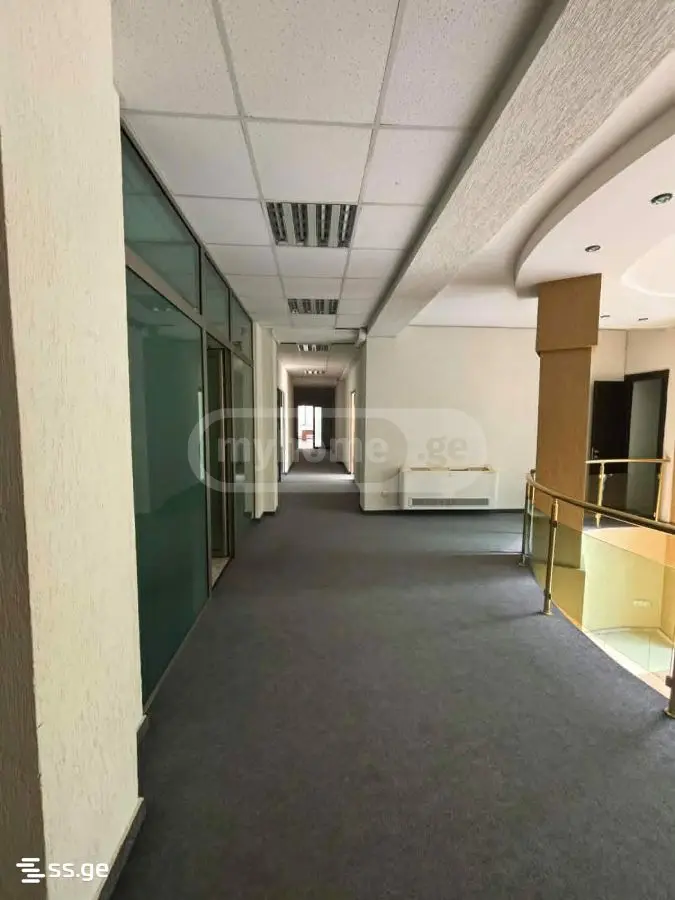 Office Commercial Area For Rent In Mtatsminda view 2