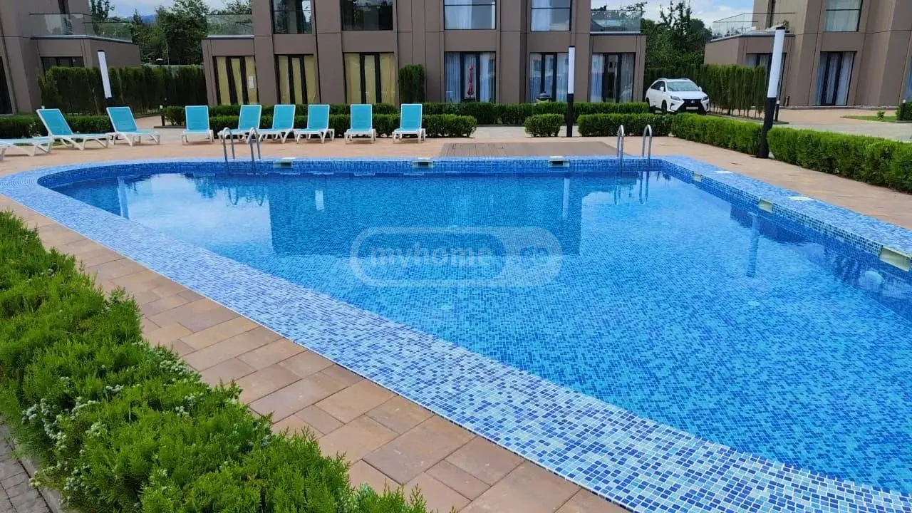 4 Room Private House For Sale view 8