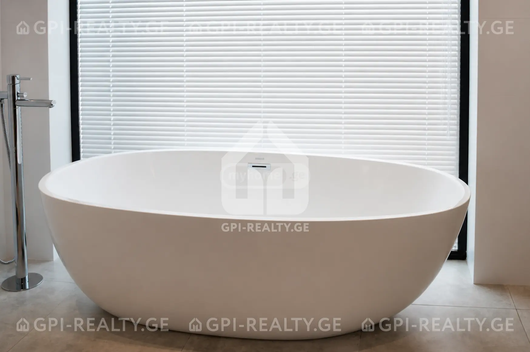 4 Room Private House For Sale view 8