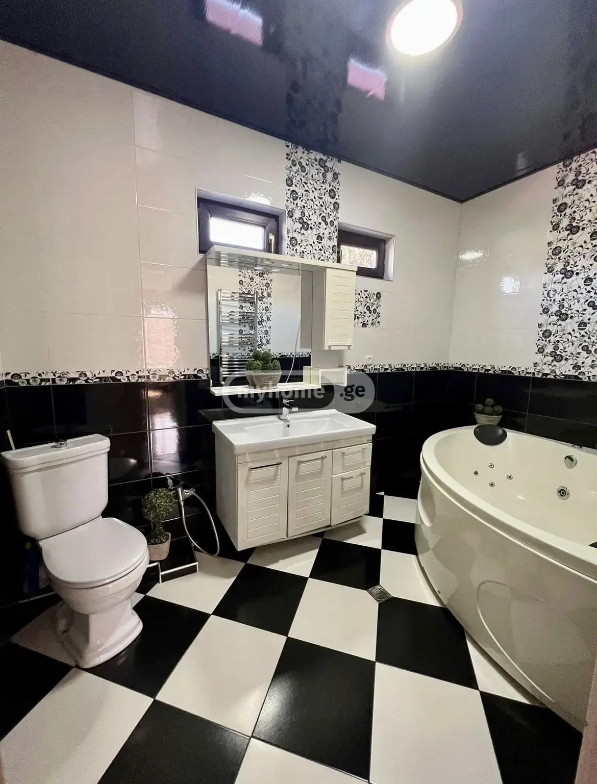 5 Room Private House For Rent In Isani view 8
