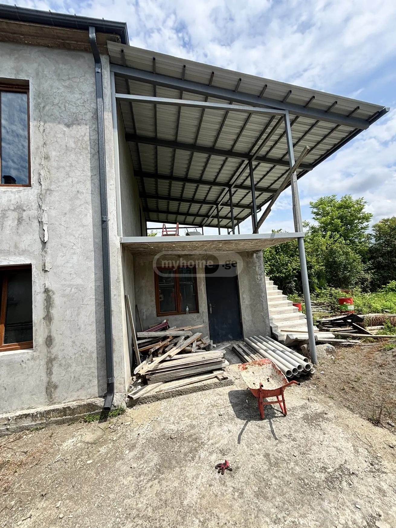 10+ Room Private House For Sale In Foti view 2