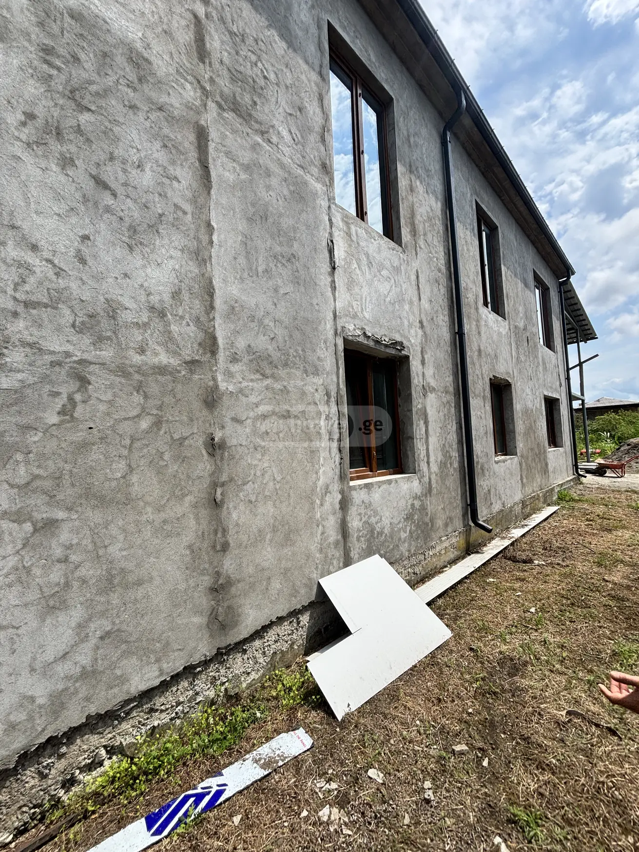 10+ Room Private House For Sale In Foti view 3
