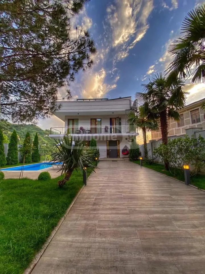 7 Room Private House For Rent In Tamar Settlement, In Batumi view 1