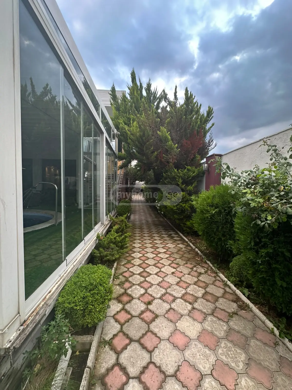 6 Room Private House Daily Rent In Chugureti view 10