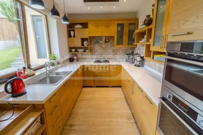 8 Room Country House For Rent In Tsitsamuri, In Mtskheta Municipality view 4
