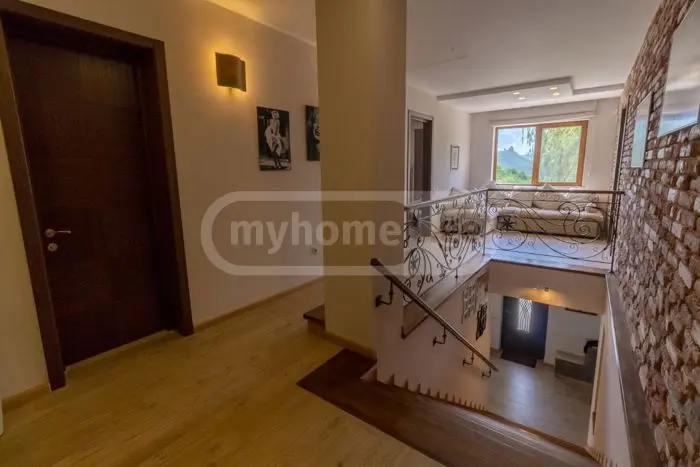 8 Room Country House For Rent In Tsitsamuri, In Mtskheta Municipality view 12