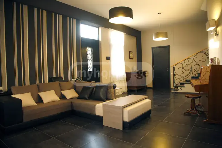 6 Room Private House Daily Rent In Svanetis Ubani view 10