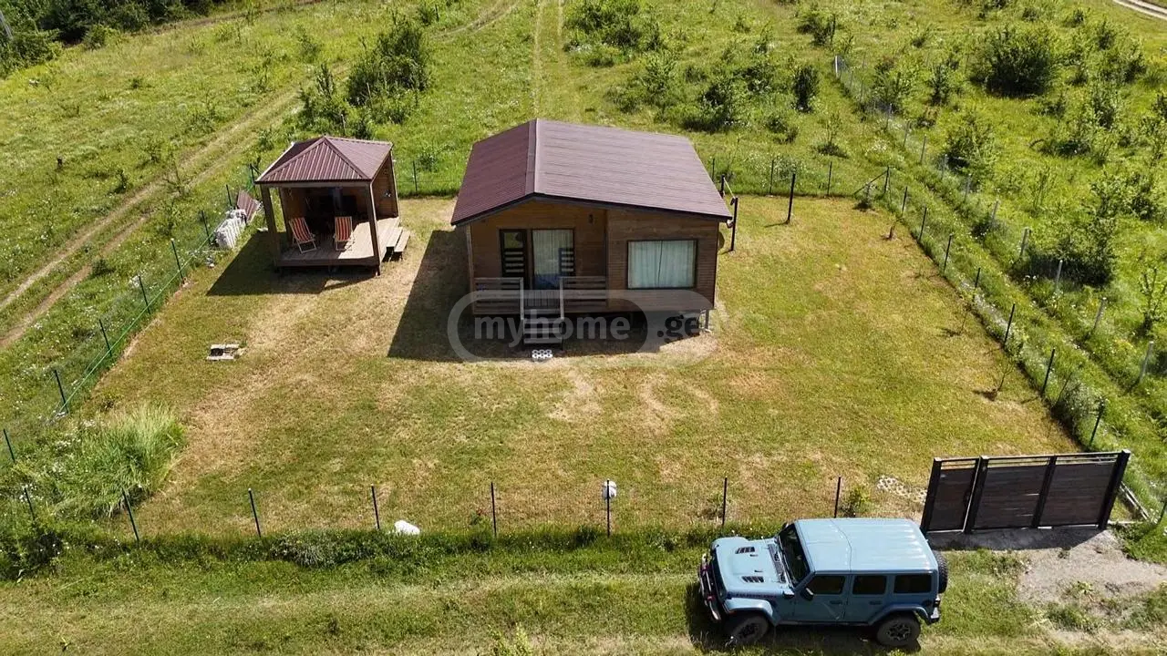 3 Room Country House For Sale view 2