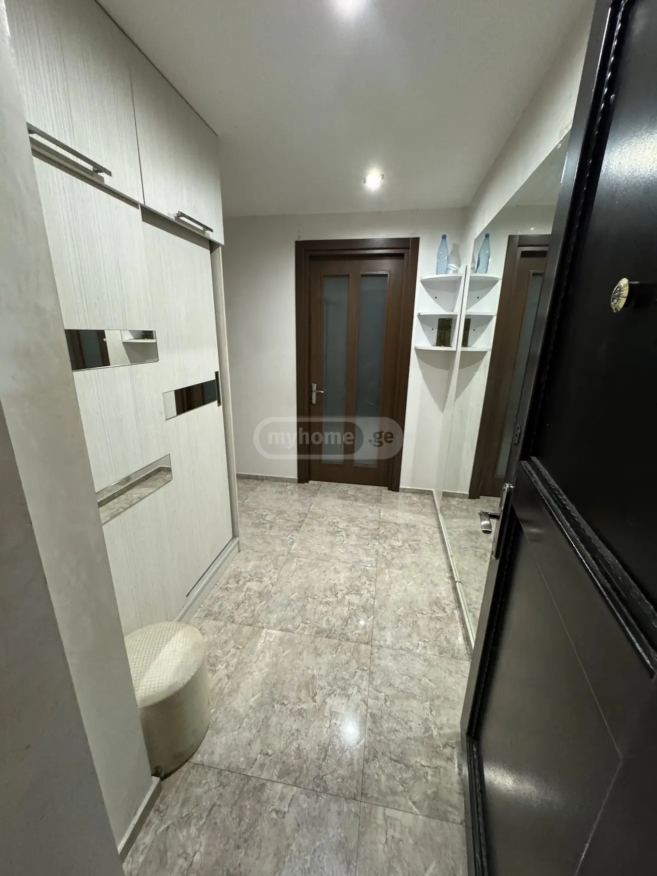4 Room Apartment Daily Rent In Batumi view 10