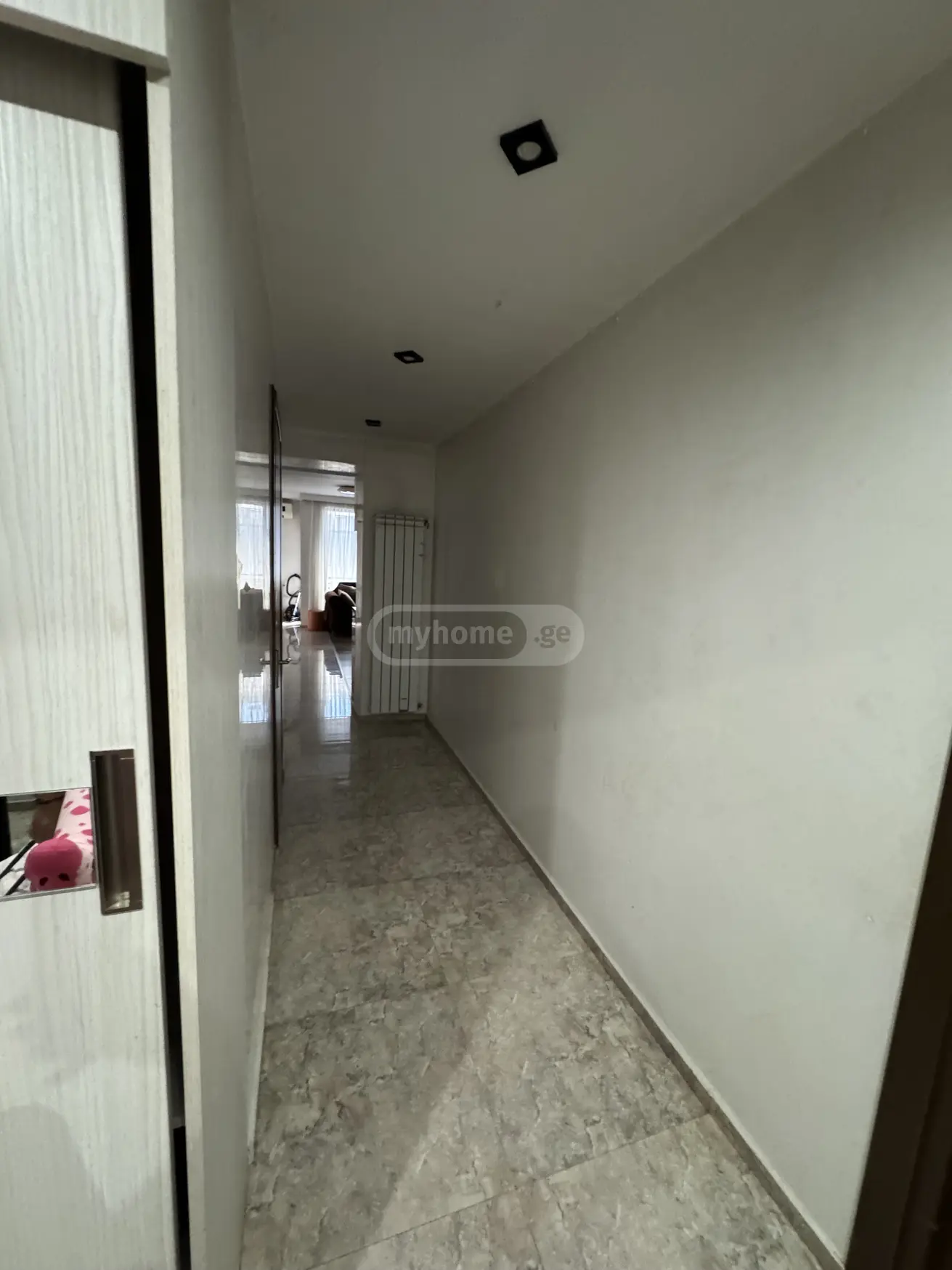 4 Room Apartment Daily Rent In Batumi view 9