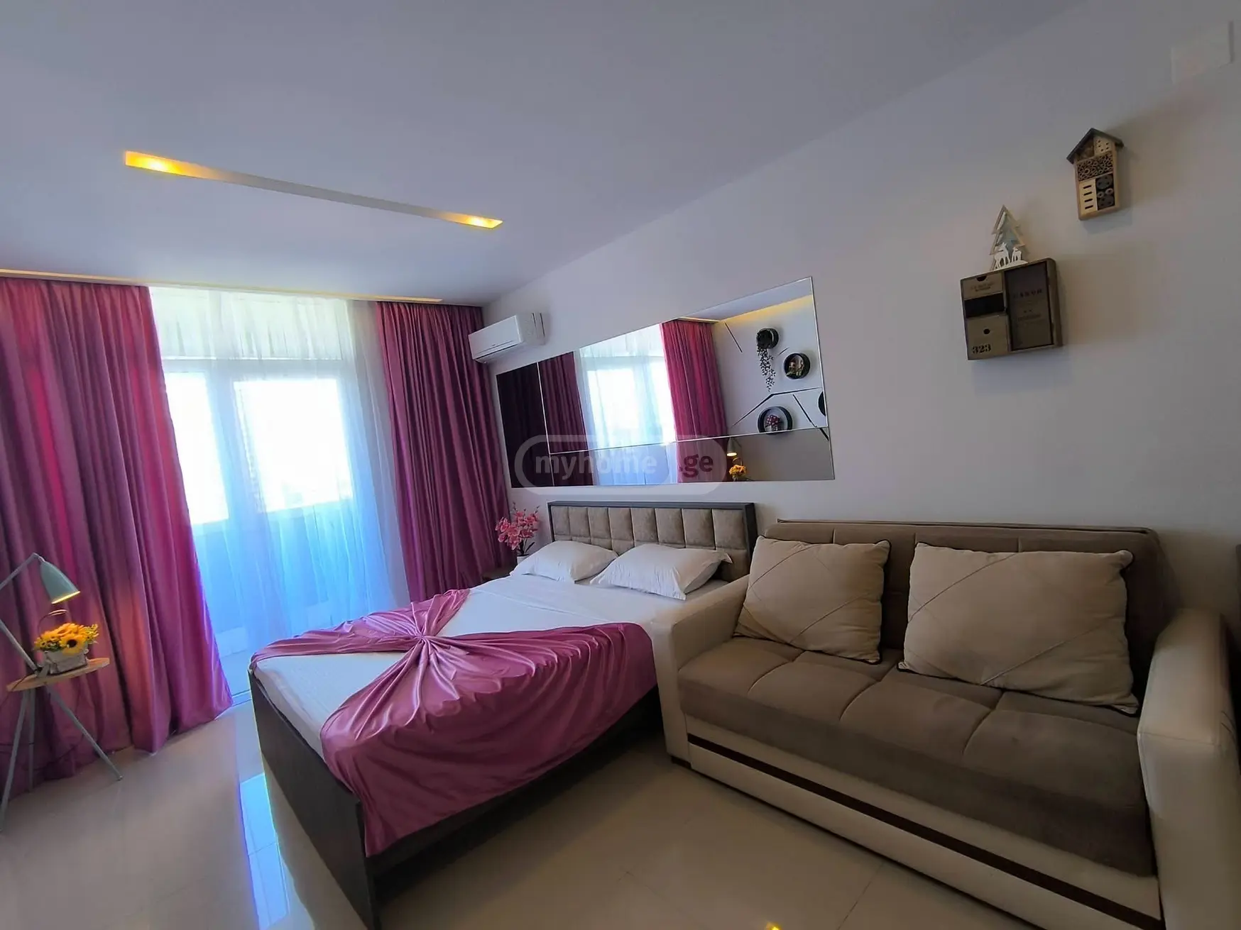 1 Room Hotel Daily Rent view 8