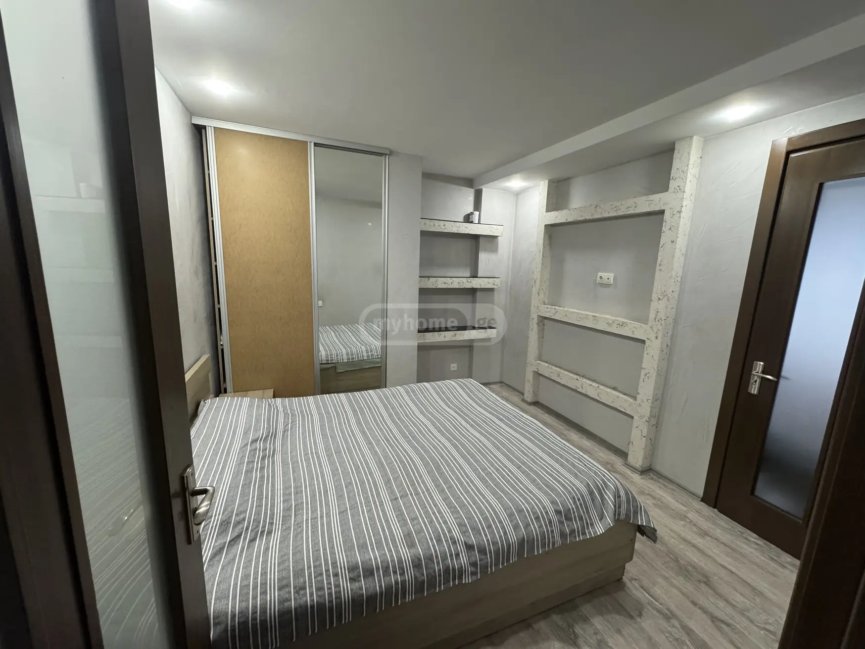 4 Room Apartment Daily Rent In Batumi view 7