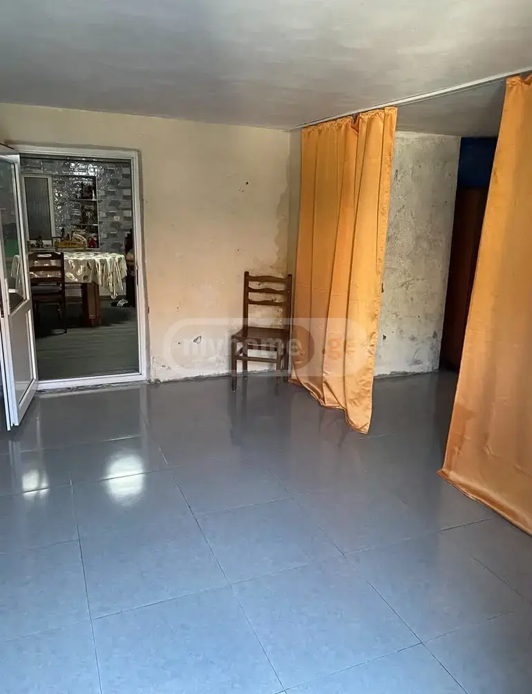 5 Room Private House For Sale view 10