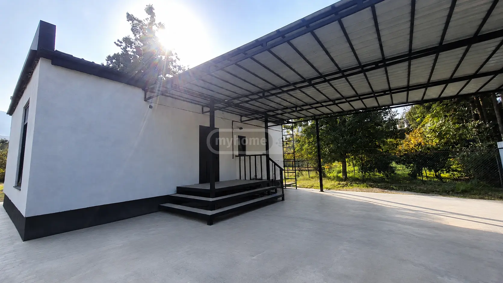 3 Room Private House For Sale view 2