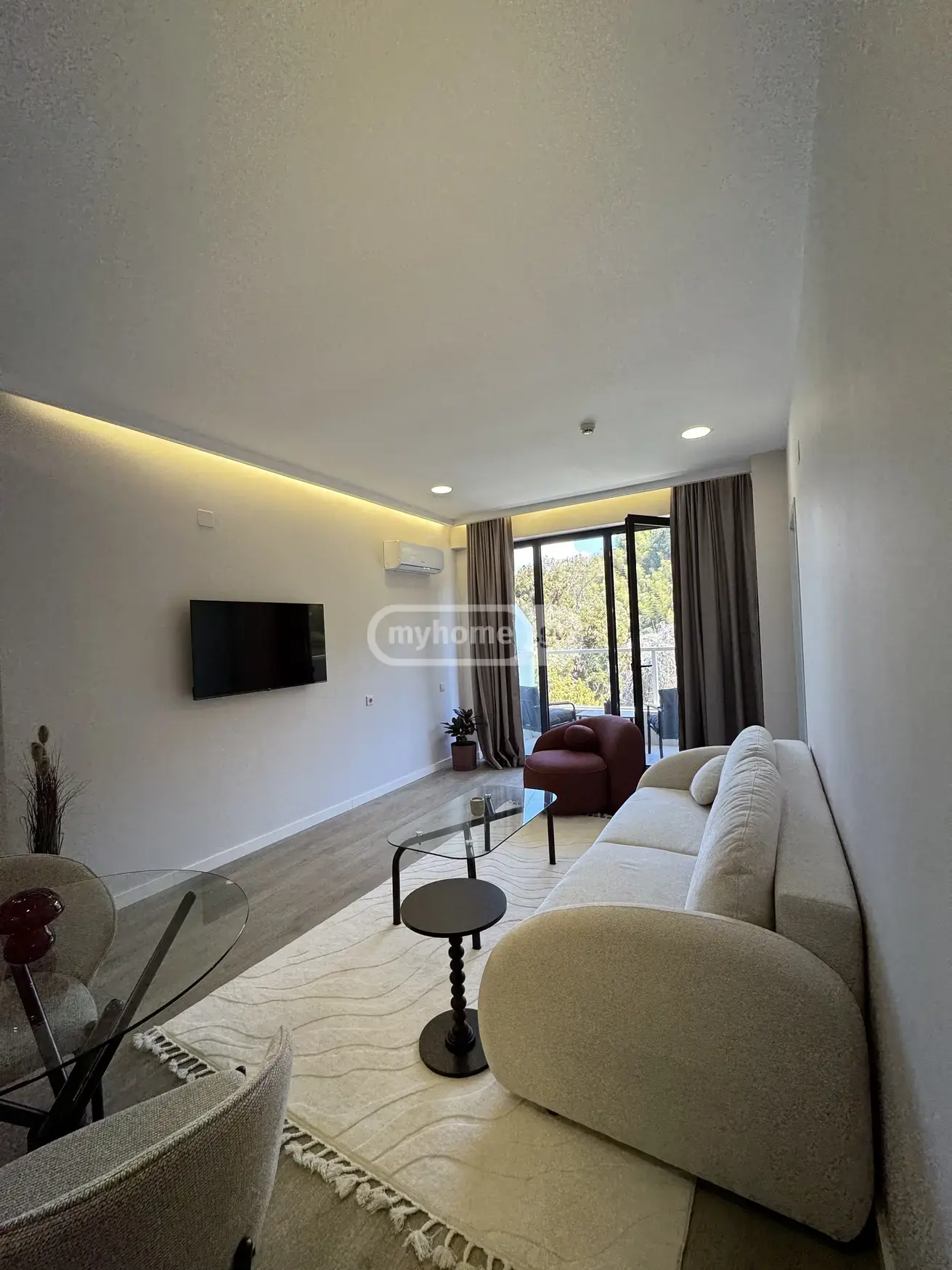 2 Room Apartment For Sale view 2