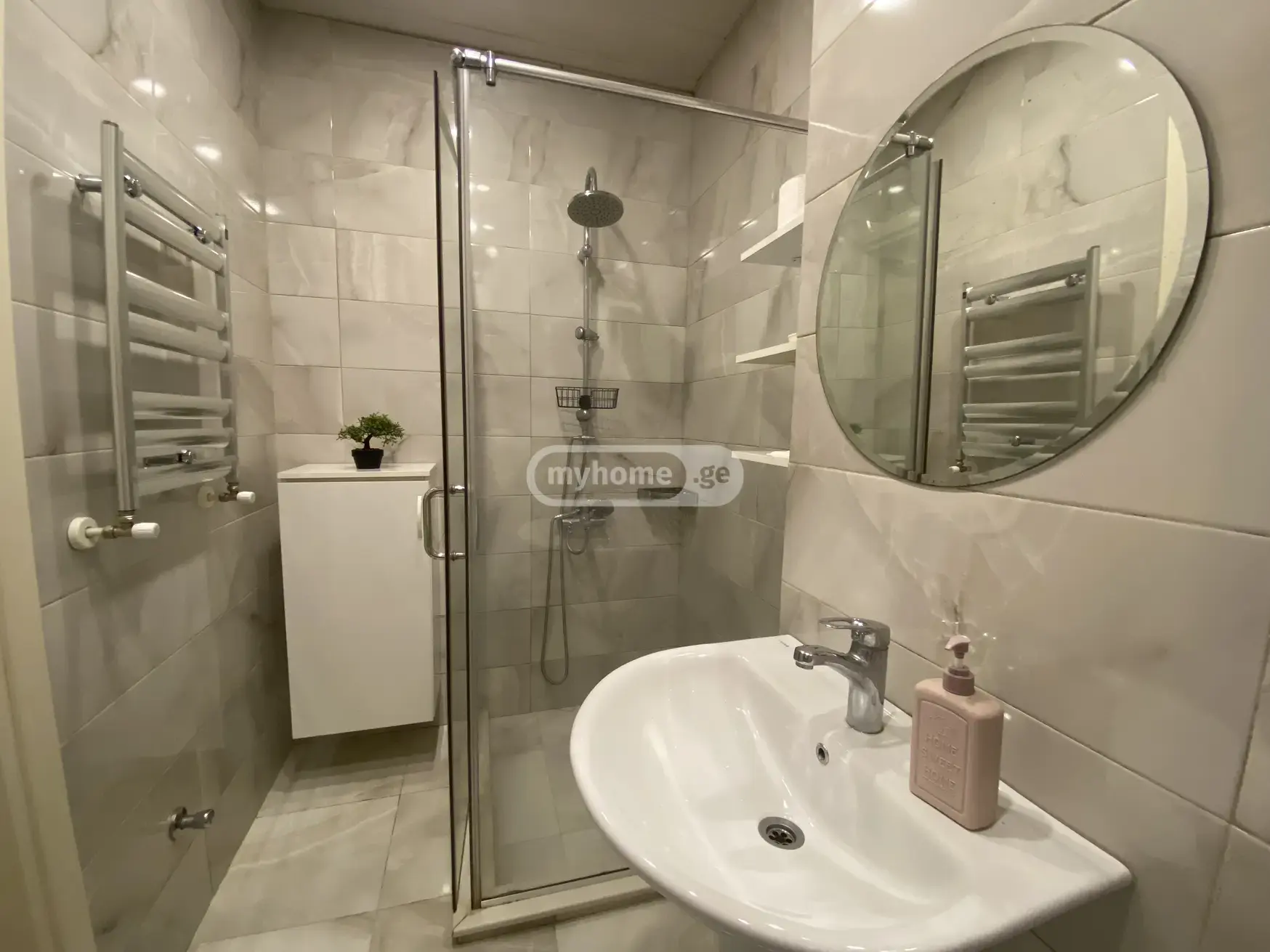 2 Room Apartment For Rent In Makhinjauri, In Batumi view 11
