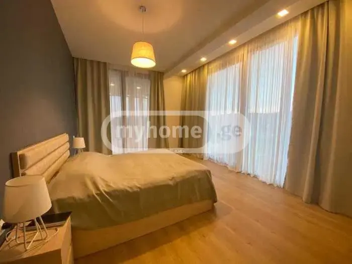 8 Room Private House For Rent In Mtatsminda view 6