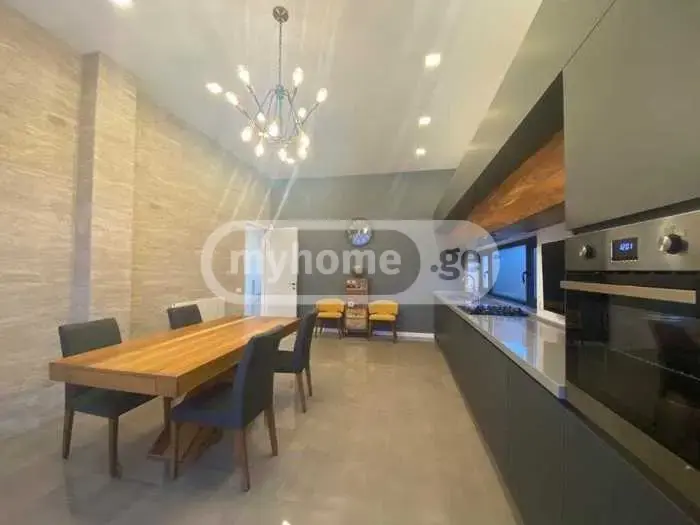 8 Room Private House For Rent In Mtatsminda view 9