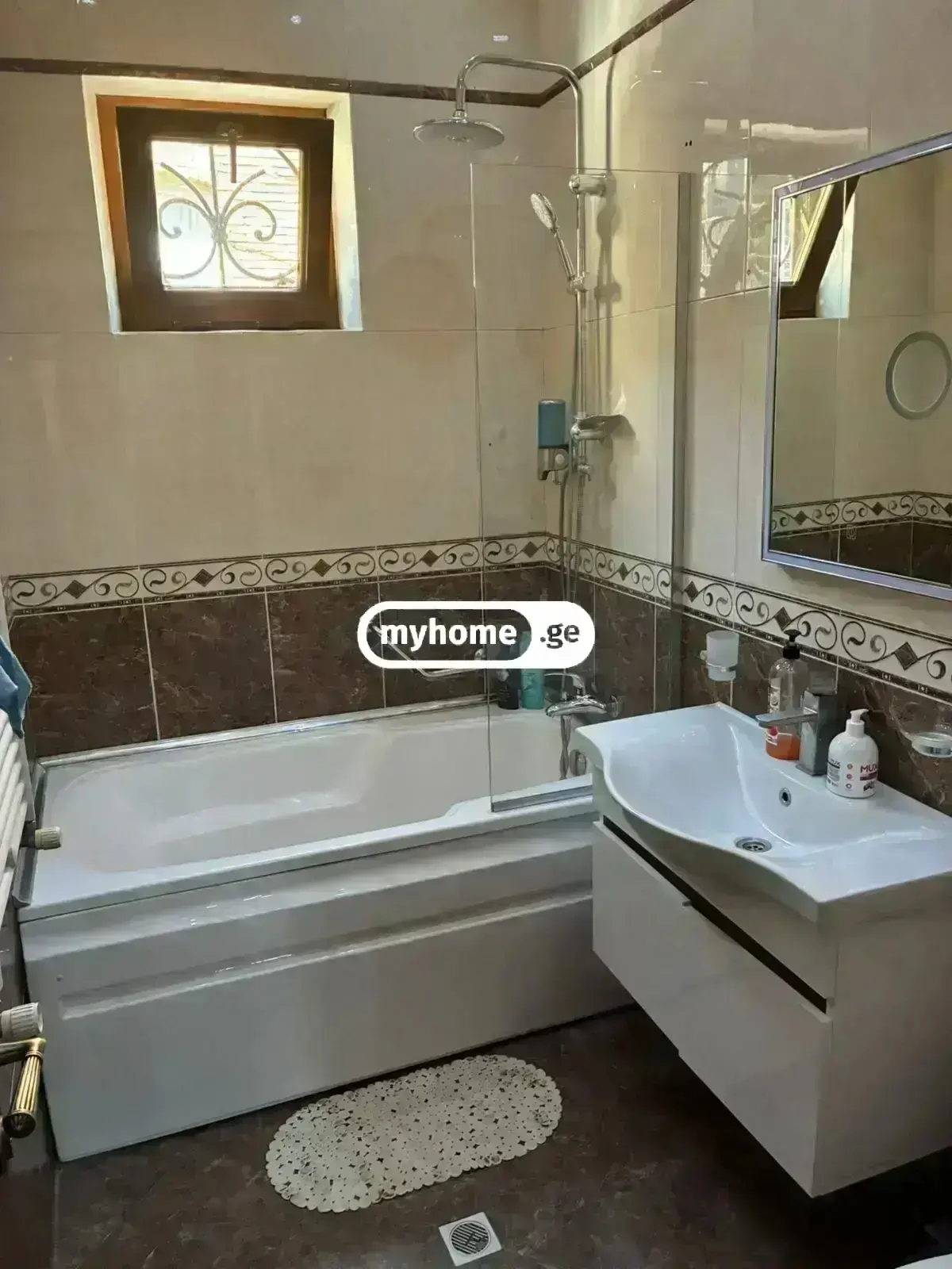 5 Room Hotel For Rent In Shindisi view 9