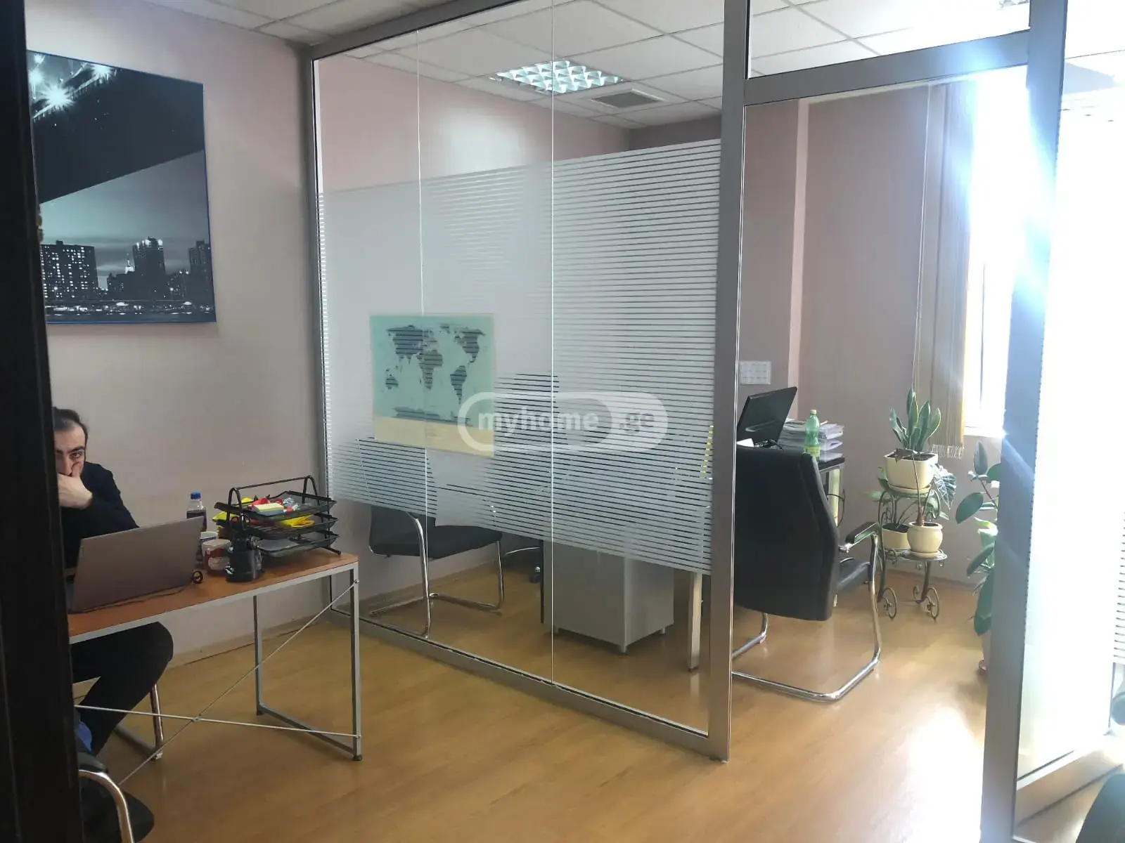 Office Commercial Area For Rent In Mtatsminda view 1