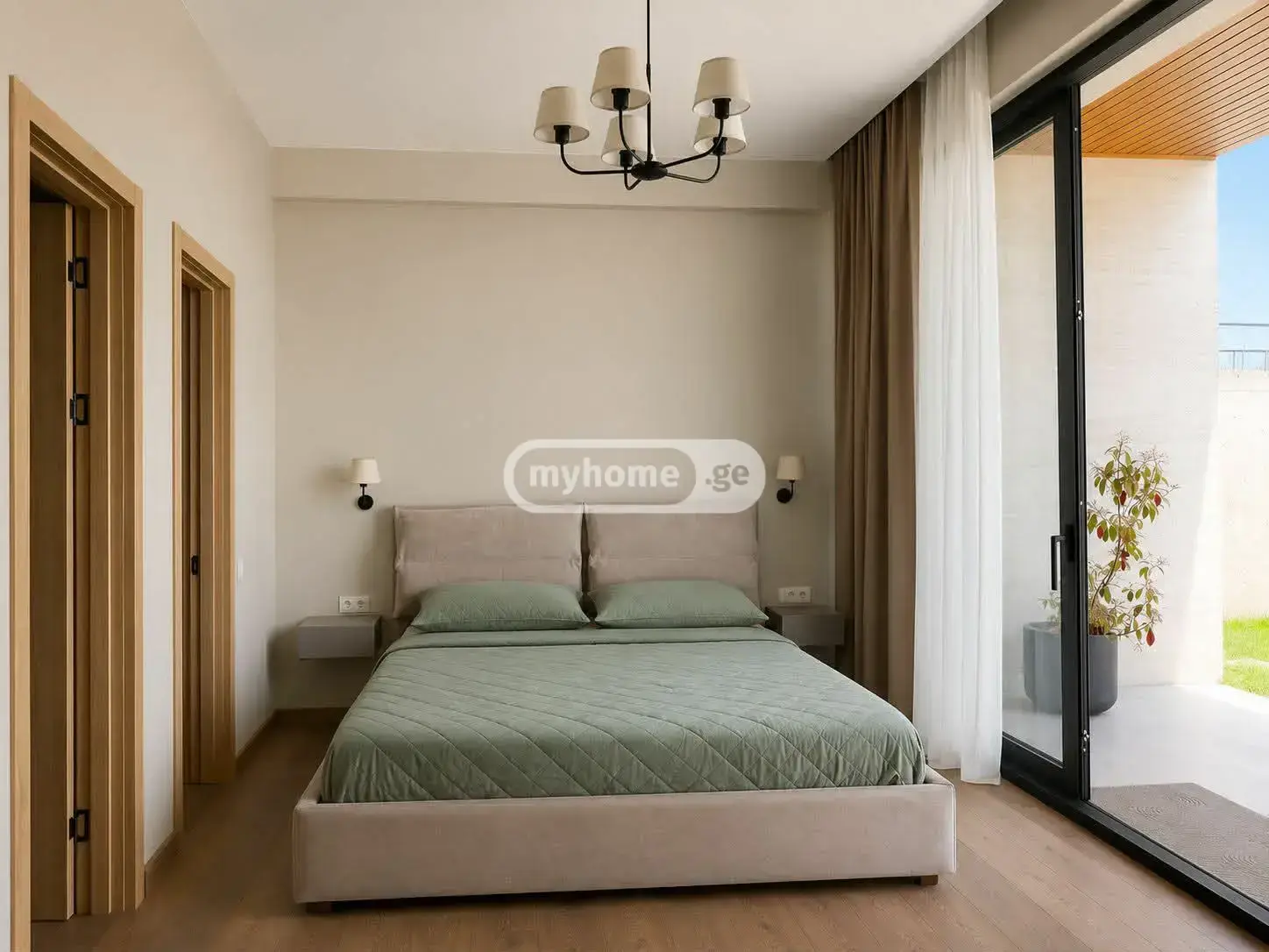 10+ Room Private House For Rent In Sololaki view 6