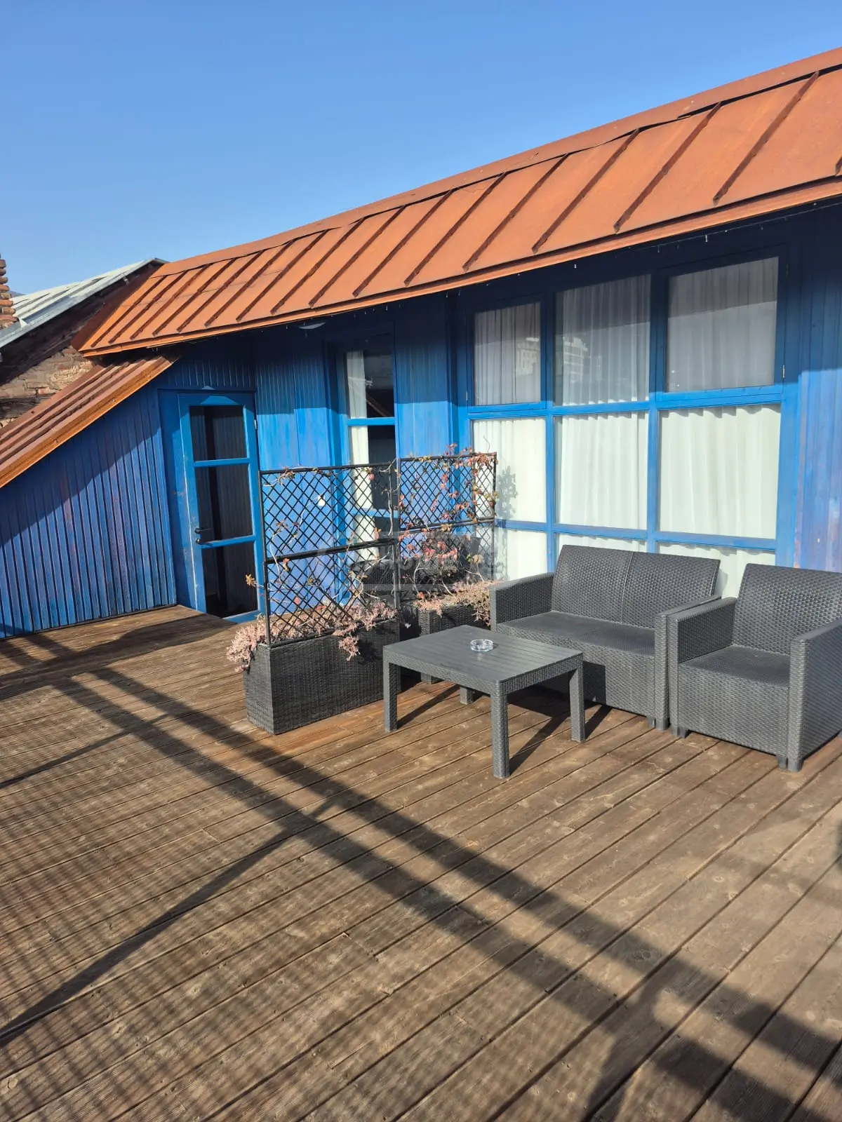 10+ Room Hotel For Sale In Mtatsminda view 12