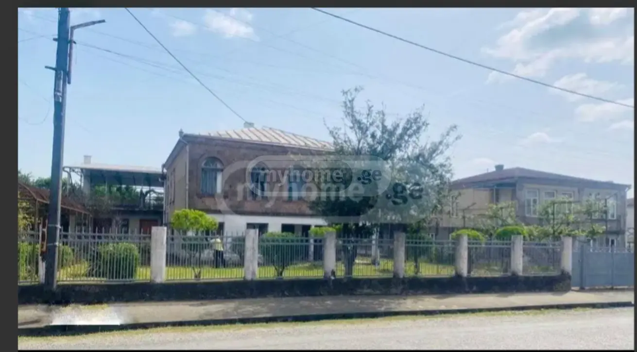 8 Room Private House For Rent In Zugdidi view 2