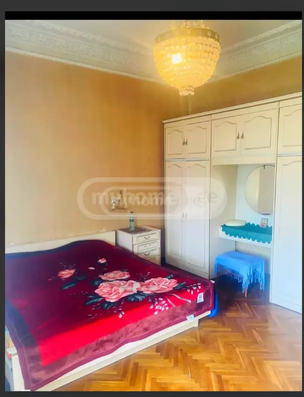 8 Room Private House For Rent In Zugdidi view 4