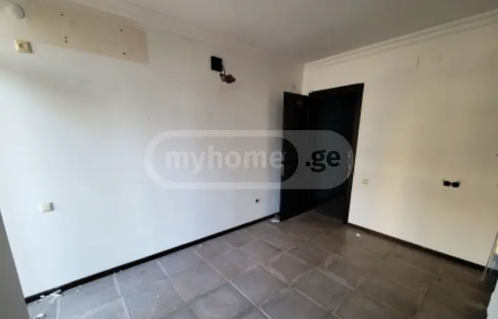 2 Room Apartment For Sale view 3