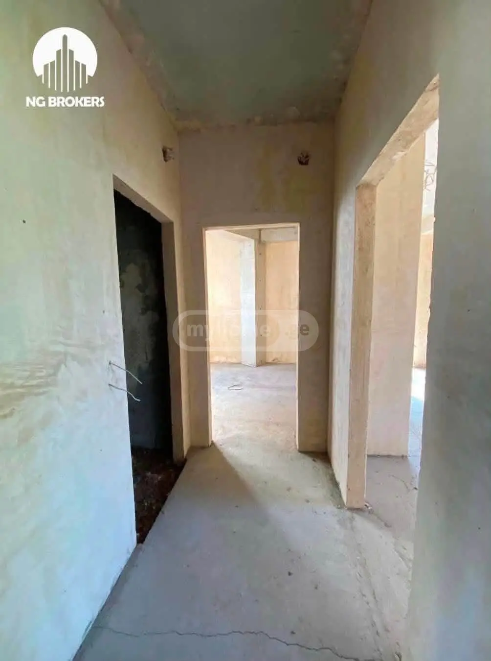 4 Room Apartment For Sale view 8