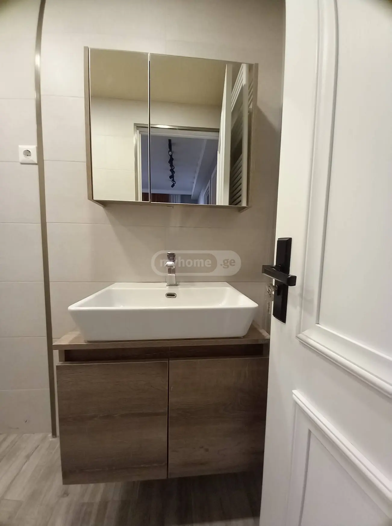 3 Room Apartment Daily Rent In Varketili view 7