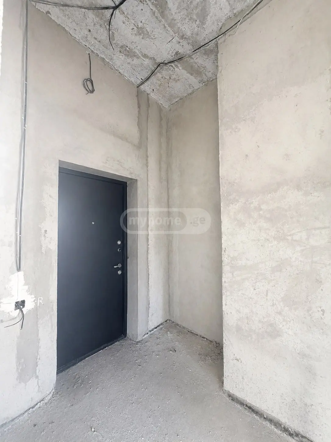 4 Room Private House For Sale view 8
