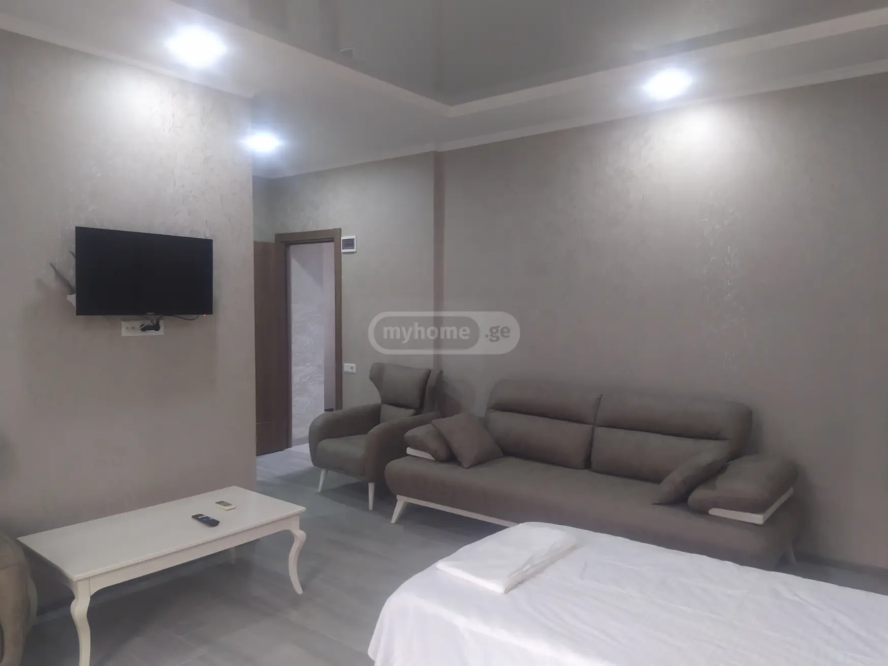 1 Room Hotel Daily Rent In Zestaphoni view 3