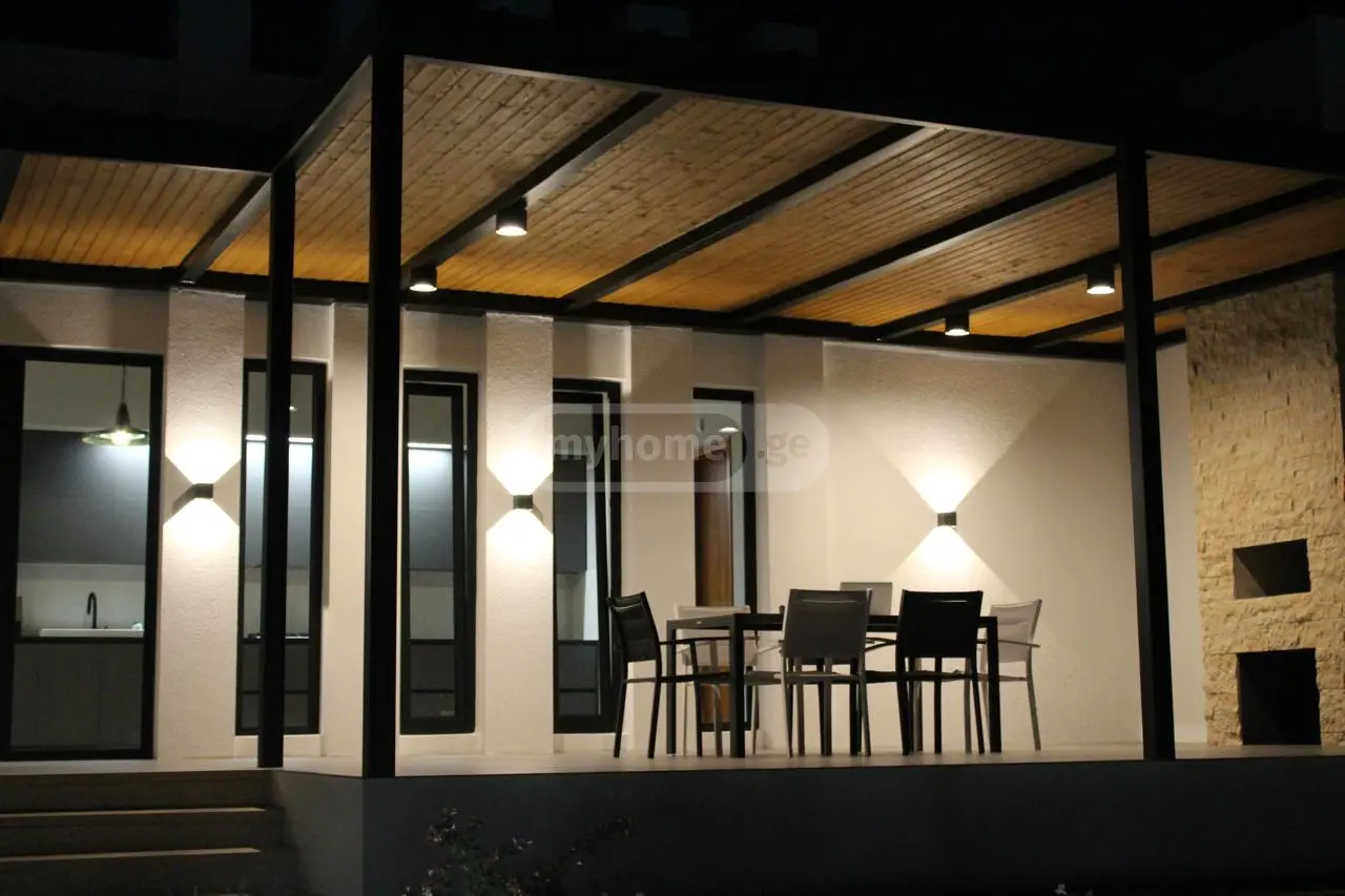 7 Room Country House For Sale view 10