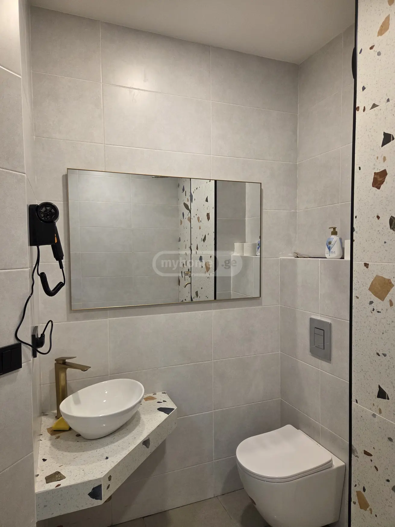 1 Room Apartment Daily Rent In Sanzona view 4